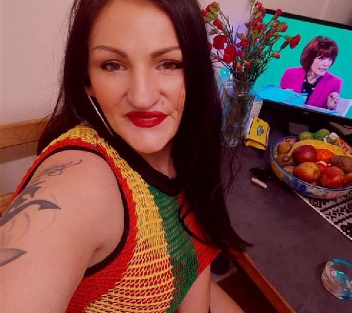 Abril 3 Calzadilla escort