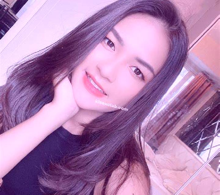 Adriana 2 La Carlota escort