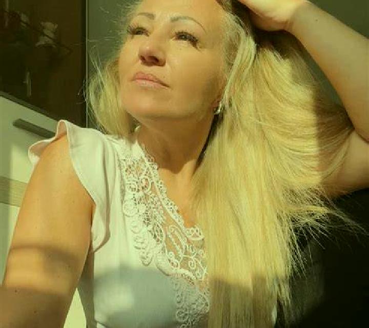 Adriana Moraleja de Enmedio escort