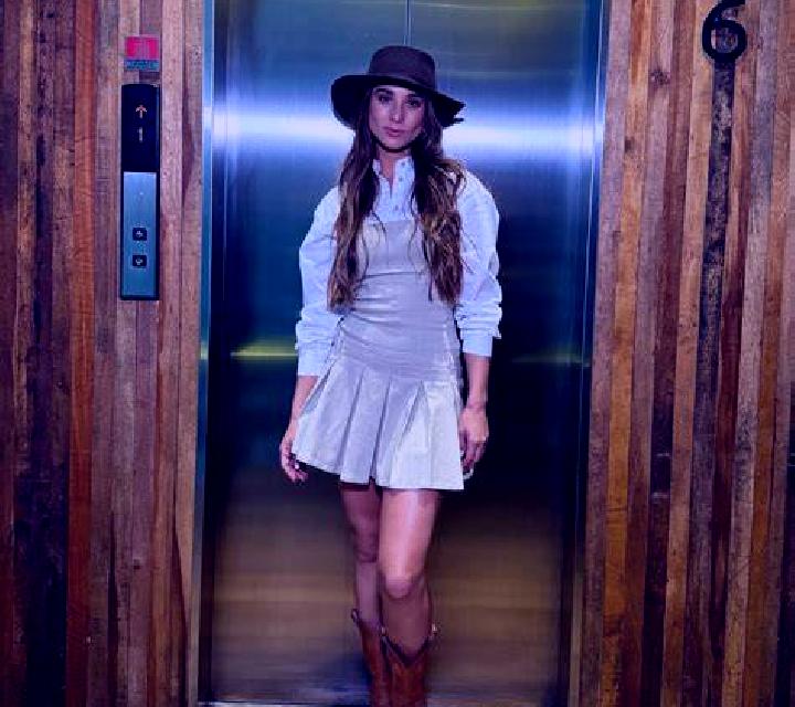 Aitana 3 Getxo escort