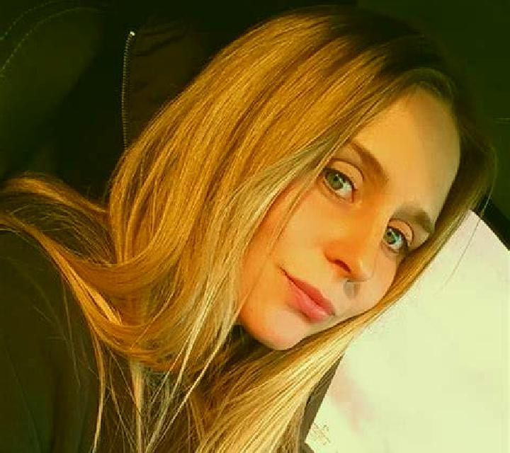 Alba Zas escort