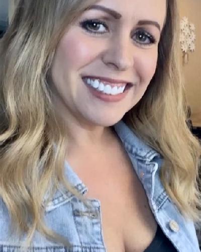 Alejandra Darro escort