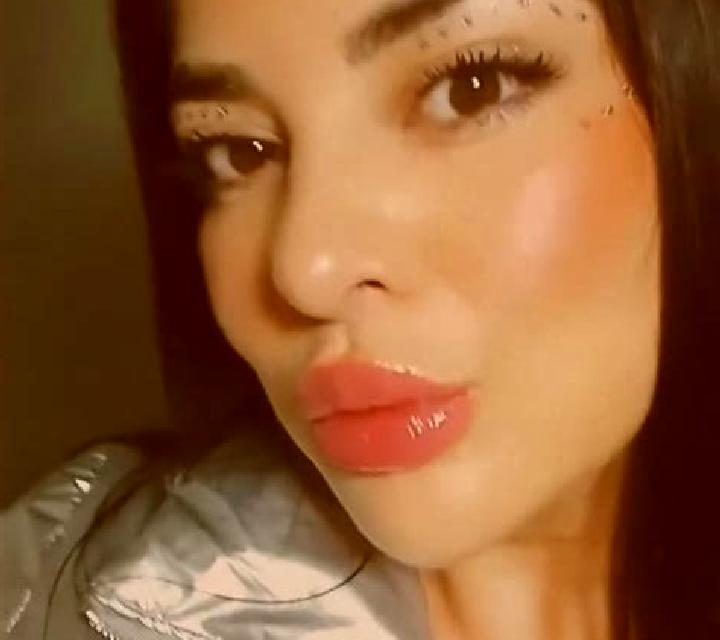 Amanda 2 Una escort