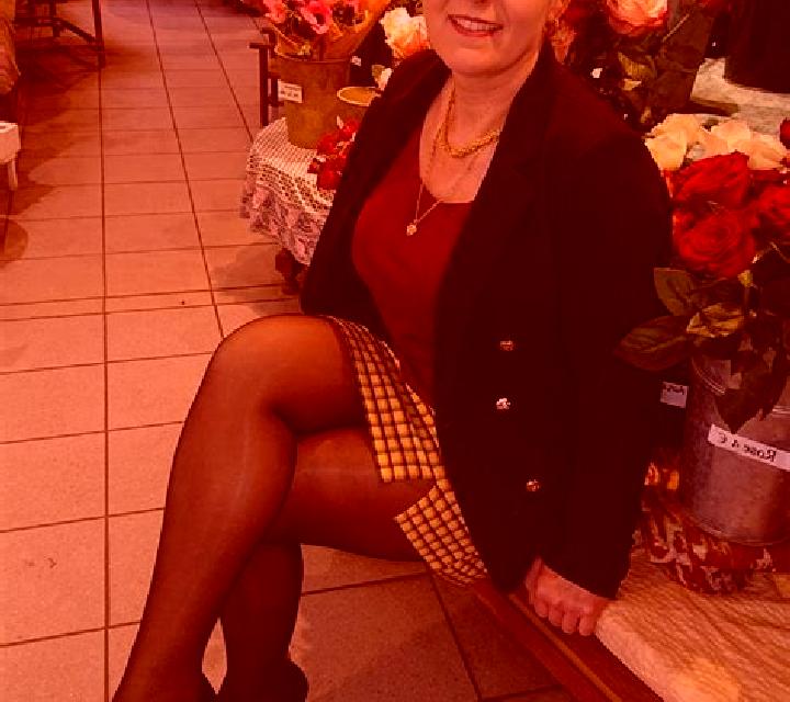 Amanda Sant Esteve d en Bas escort