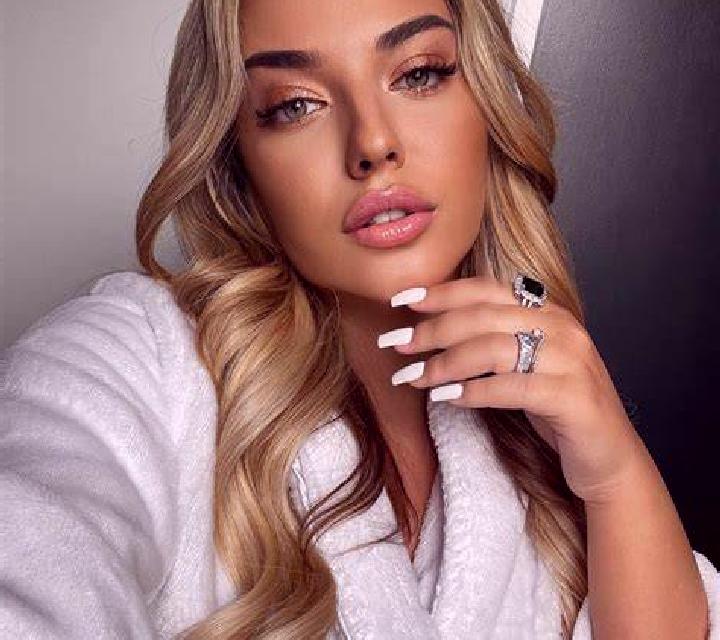 Amaya 2 Algaida escort