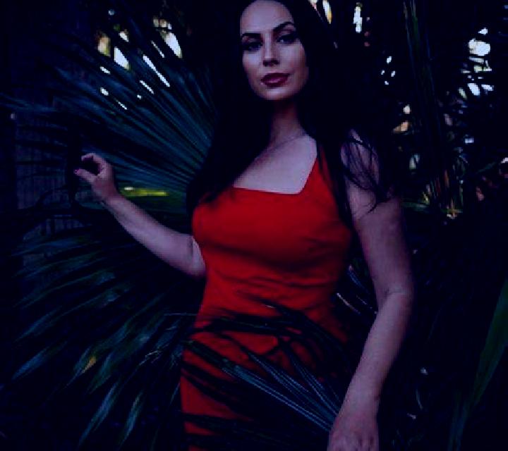 Antonella 3 El Goloso escort