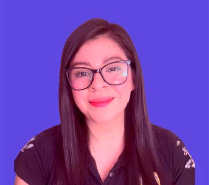 Aurora 2 Olivares escort
