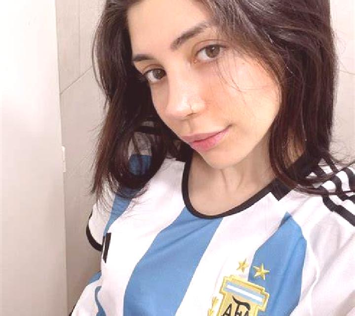 Aurora 2 Pradolongo escort