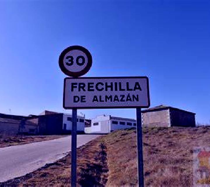 Aurora 3 Lada escort