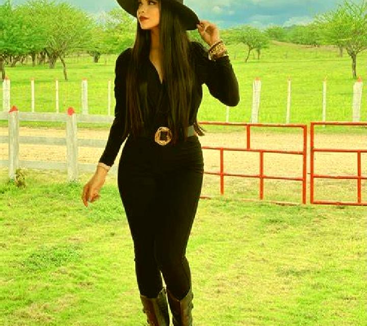 Beatriz Castilforte escort