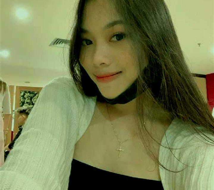 Camila 2 Figueres escort
