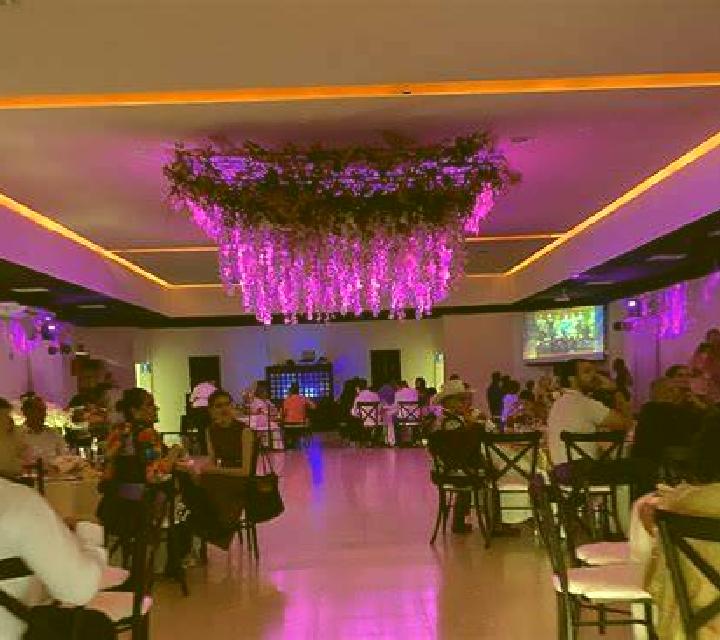 Camila Almensilla escort