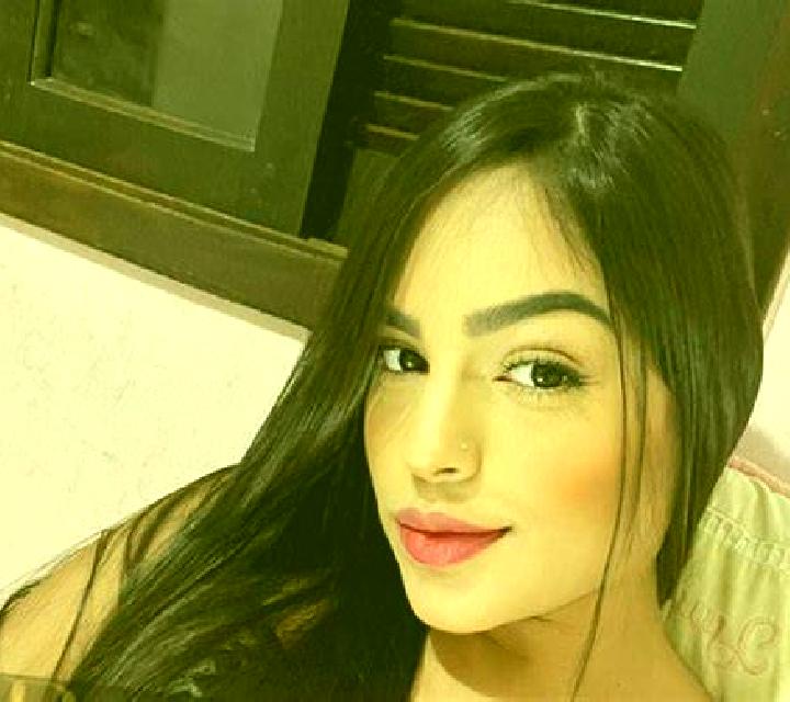 Camila Huesa del Comun escort
