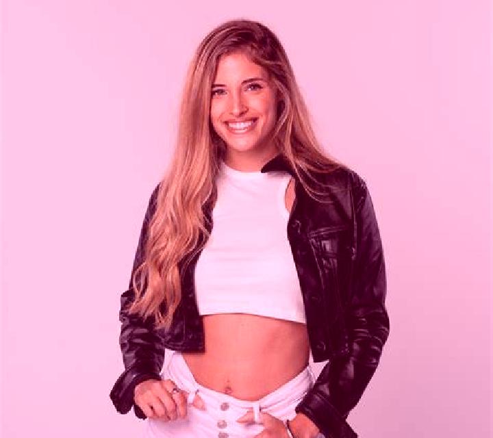 Carla 3 Medrano escort