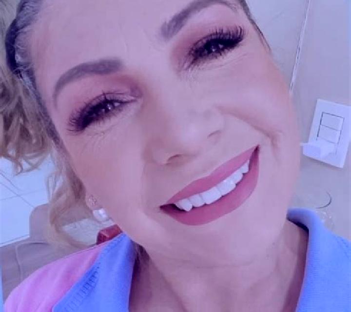 Carla 3 Silla escort