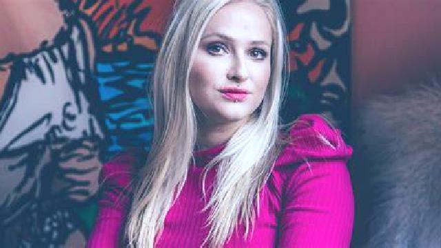 Cayetana Casariche escort