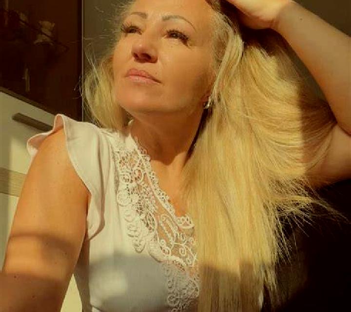 Cielo Samper de Calanda escort