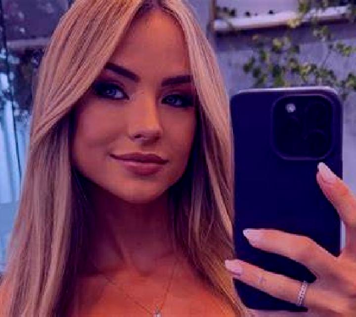 Cristina Adsubia escort