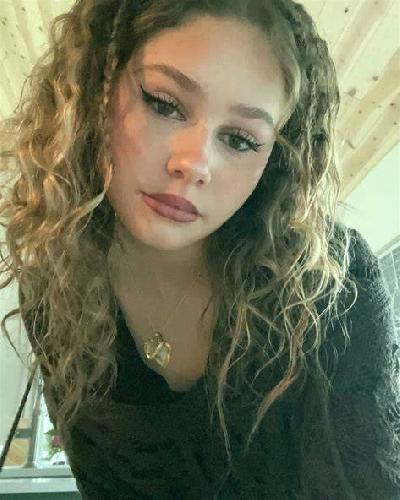 Elena 3 Mahide escort