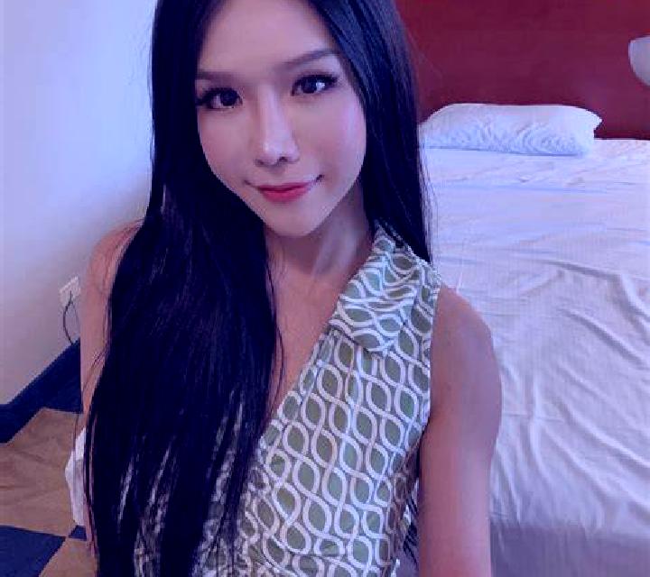 Elena Alcantarilla escort