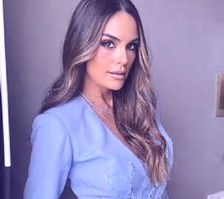 Estrella 2 Suances escort