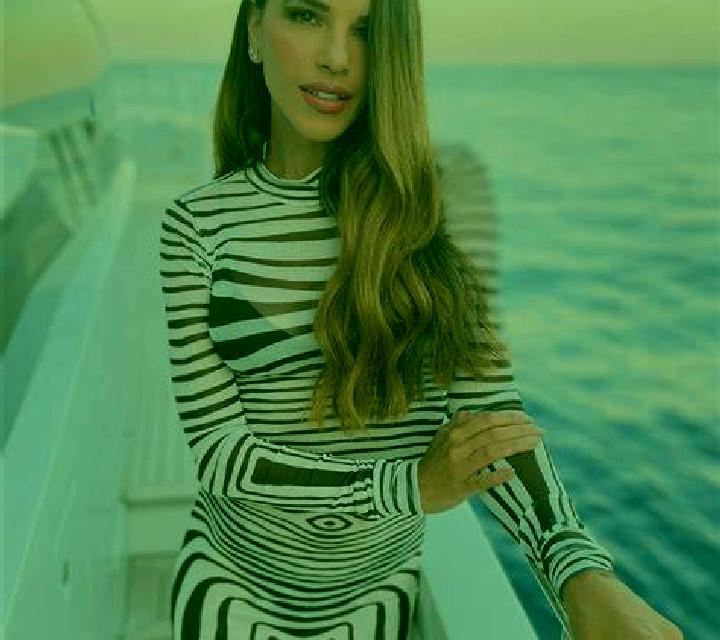 Florencia Urduna escort