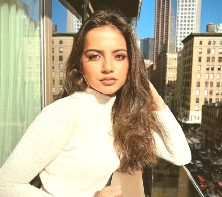 Gabriela Adra escort