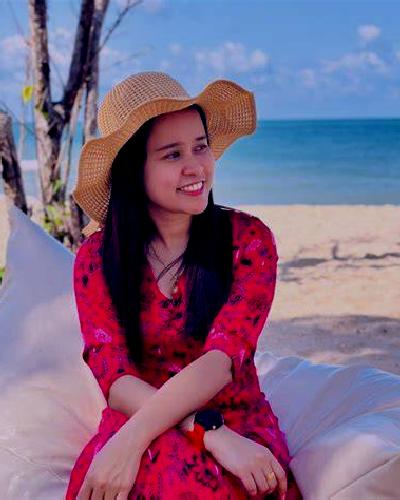 Gabriela Hontalbilla escort