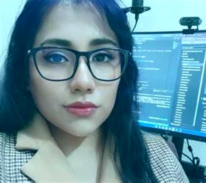 Gabriela Salas Bajas escort