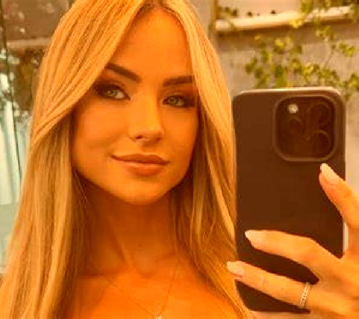Giulia 3 Beas de Granada escort