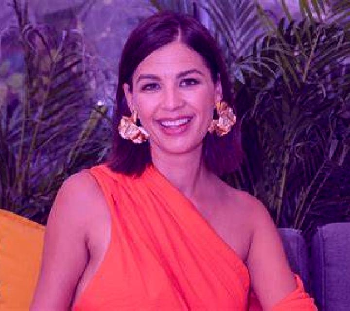 Giulia Santa Maria de la Isla escort