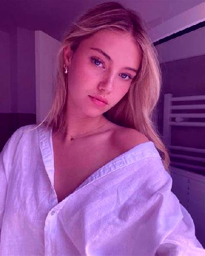 Giulia Zamayon escort