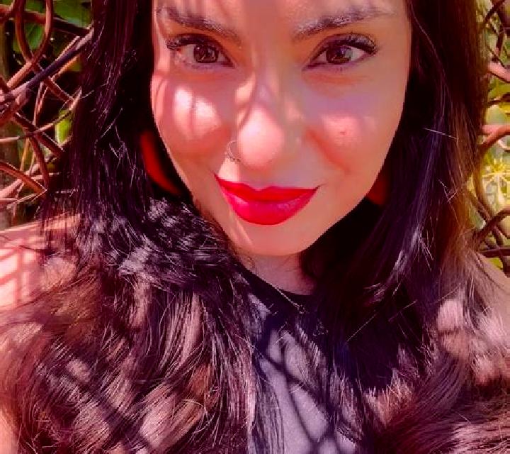 Isabela 2 Franza escort