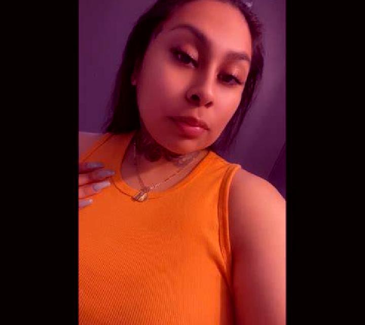 Isabela 3 Pruna escort