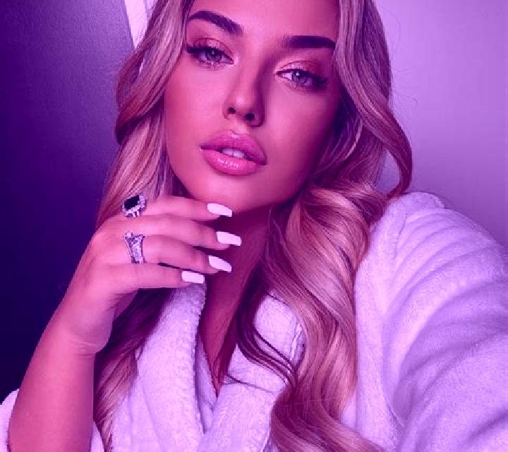 Isabela Portocolom escort