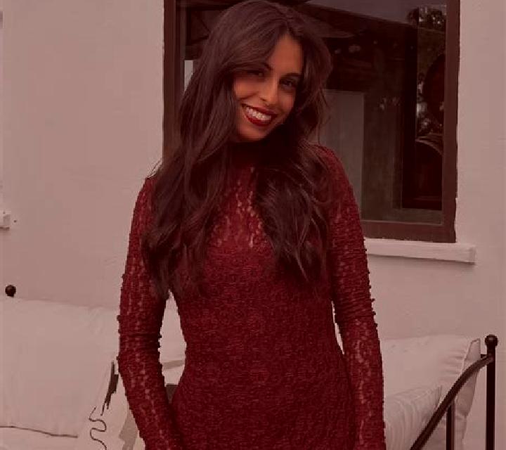 Isabella 2 Parres escort
