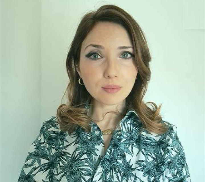 Josefina Manzanares escort
