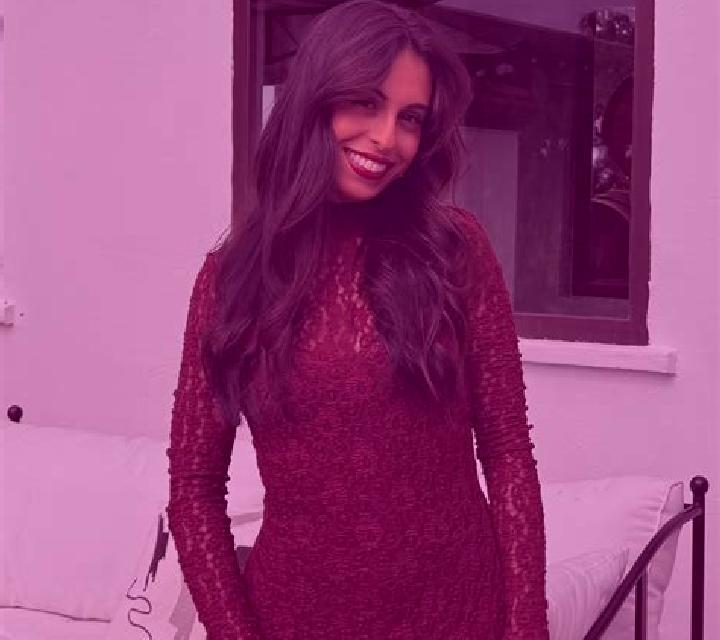 Julia 2 Carballo escort