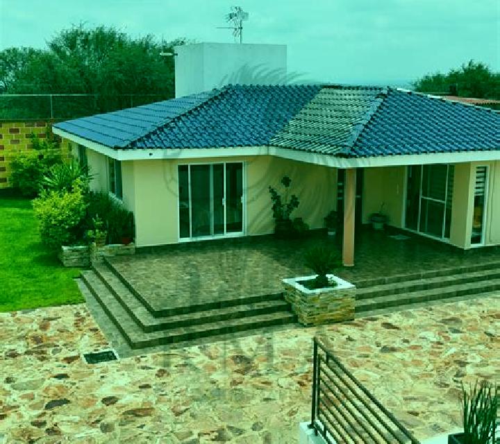 Julia 2 Cervera escort