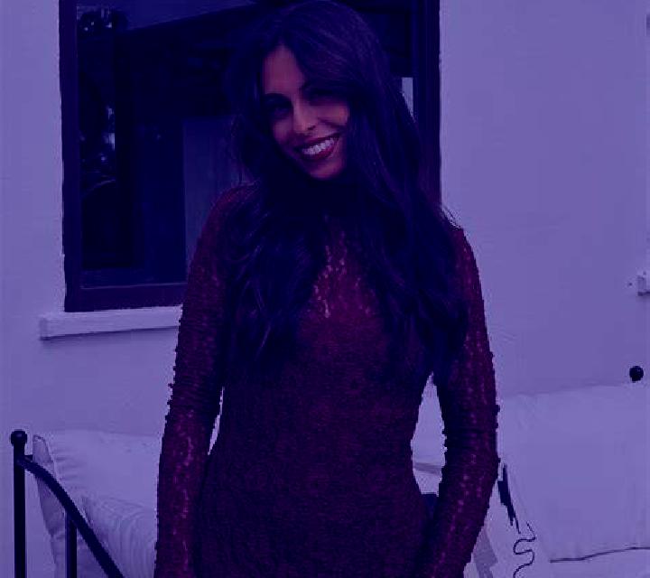 Julia 2 Zuneda escort