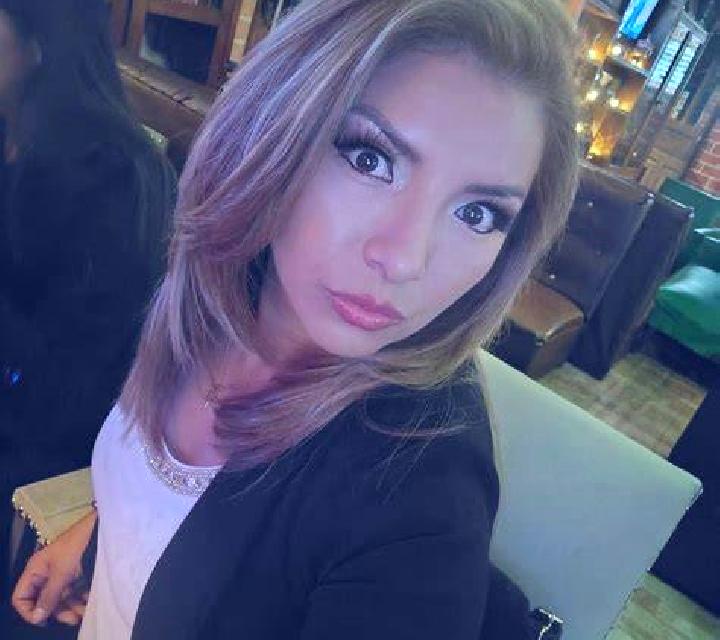 Julia Eibar escort