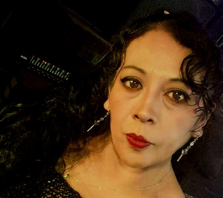 Julia Somosierra escort