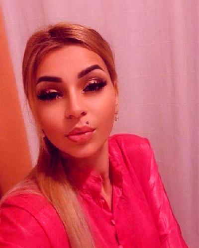 Laia 2 Almacelles escort