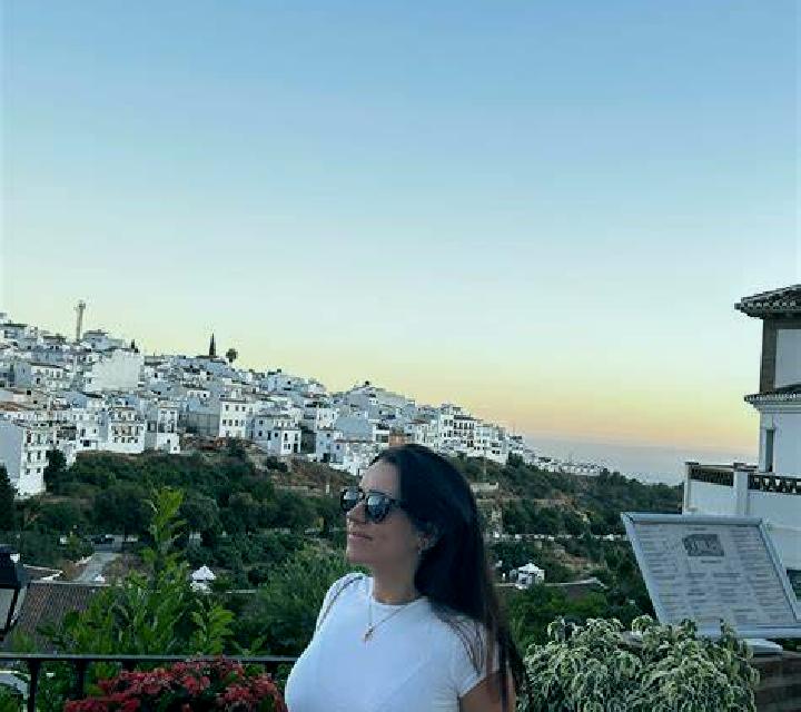 Laia Garcibuey escort