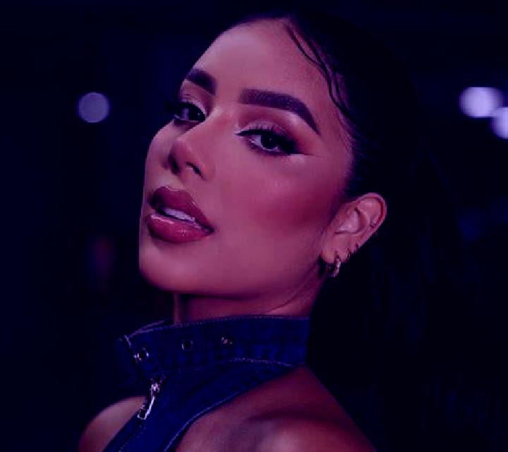 Laia Santiago de Alcantara escort
