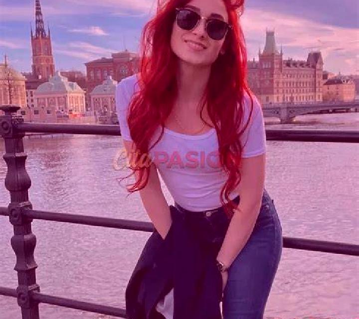 Lola 3 Cabezon de la Sal escort