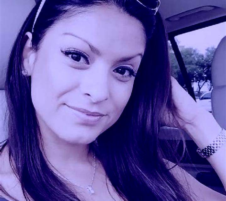 Lorena Almadrones escort