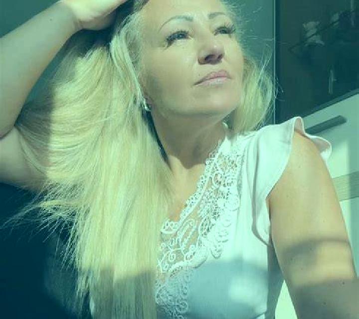 Lucía Lidon escort