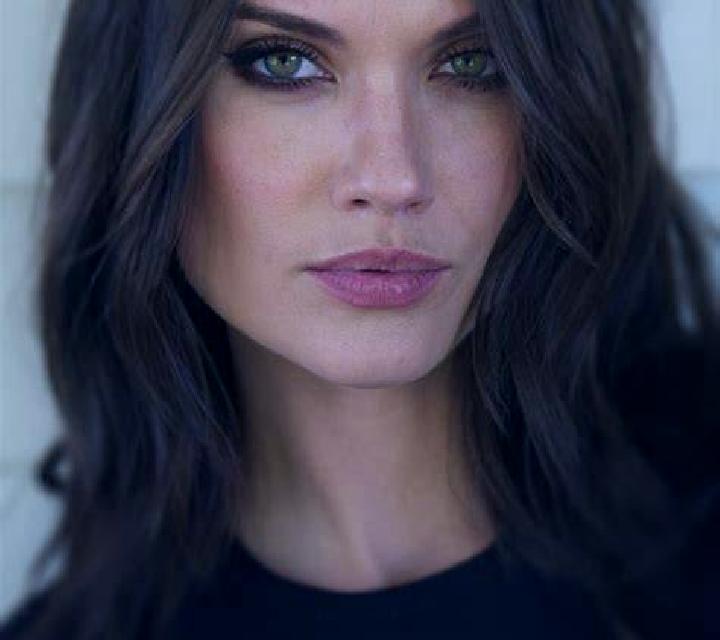 Lucía Valderrodrigo escort