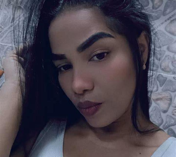 Luna 2 Trigueros escort